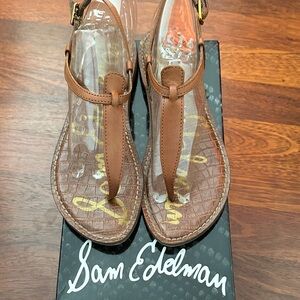Sam Edelman Tan T-Strap Sandals